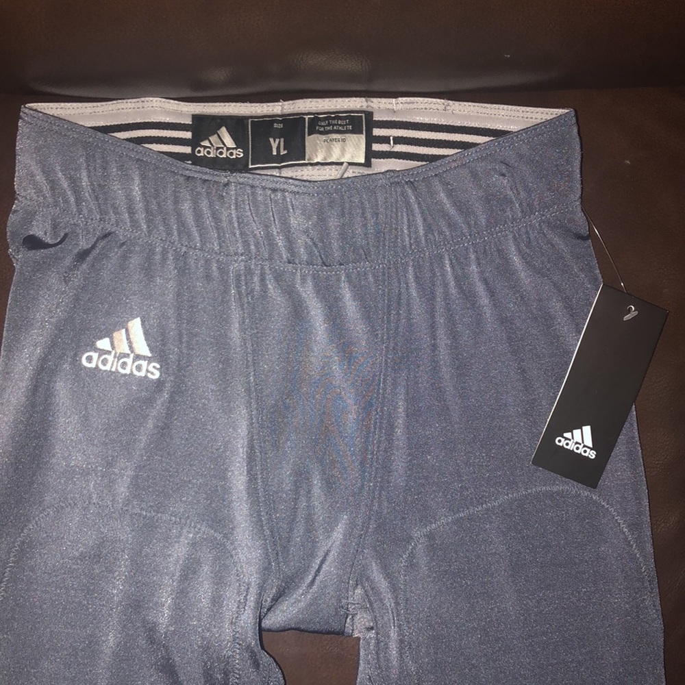 BNWT Adidas football pants for boy - Picture 3 of 8